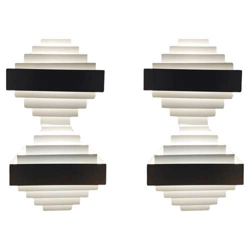 Geometric pair of White Metal Wall Light attributed to Spectral, 1980'