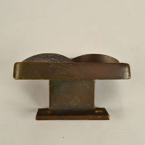 Architectural Bronze Push and Pull Door Handle with Curves.