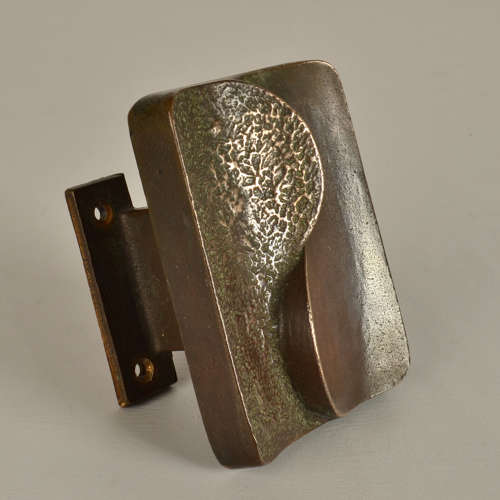 Architectural Bronze Push and Pull Door Handle with Curves.