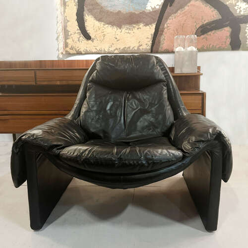 'P60' Saporiti Black Leather Lounge Chair and Ottoman by Vittorio Introini