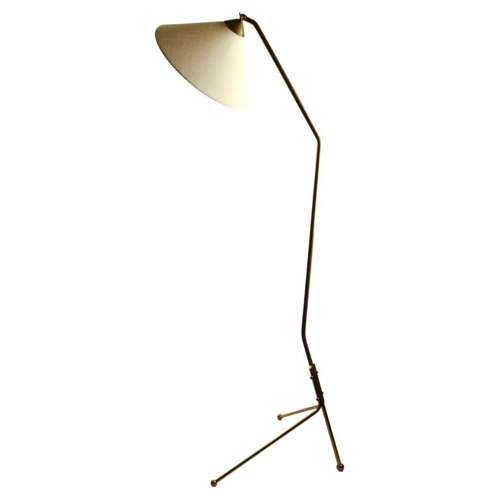 Italian Mid-Century Modern Brass Floor Lamp, Tripod Legs, 1950s Design