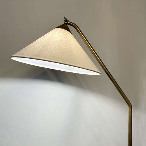Italian Mid-Century Modern Brass Floor Lamp, Tripod Legs, 1950s Design