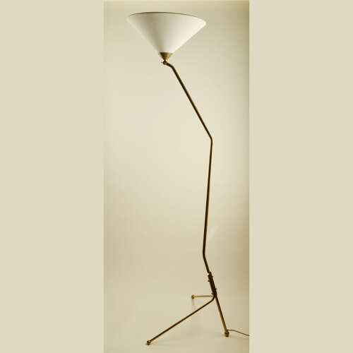 Italian Mid-Century Modern Brass Floor Lamp, Tripod Legs, 1950s Design